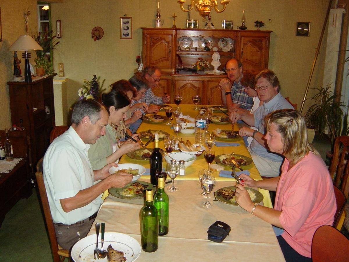 Bed and Breakfast Le Moulin De Fillievres Екстер'єр фото